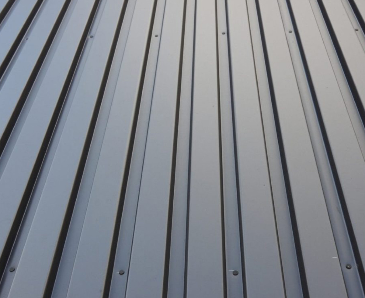 ガルバリウム鋼板